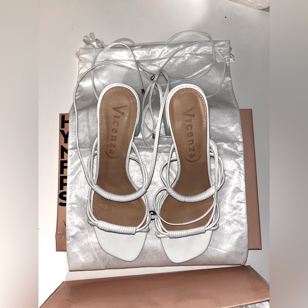 Vicenza love struck heels